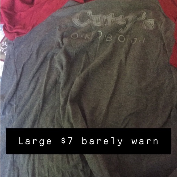 Clothes - Picture 6 of 16